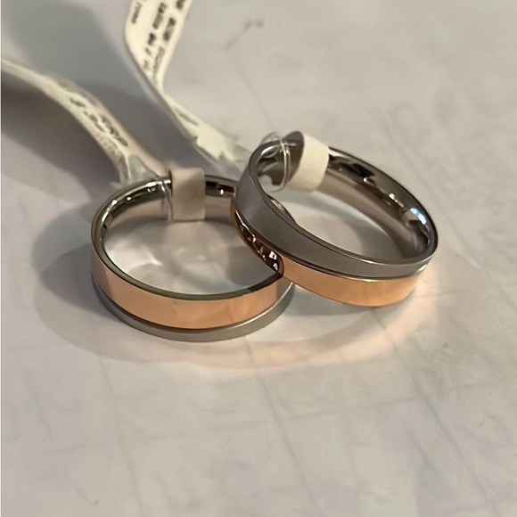 New set of rings - Picture 1 of 2